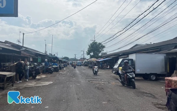 Thumbnail Atasi Kemacetan, Anggaran Rp1,3 Miliar Disiapkan untuk Relokasi Sementara Pedagang Pasar Gadang