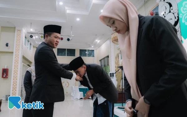 Thumbnail Berita - Lepas 157 Kafilah MTQH ke-39 Jabar, Bupati Bandung Optimistis sebagai Tuan Rumah Bisa Juara Umum