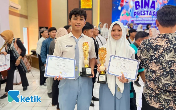 Bermimpi Jadi Penulis, Siti Zahira SMAN 4 Bangkalan Sabet Juara 3 Lomba Jurnalistik di FLS3N