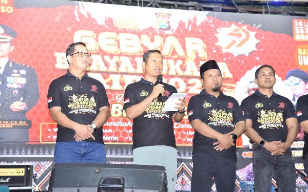 Thumbnail Berita - Bhayangkara Fair 2025: Ajang Kolaborasi UMKM dan Polres Bondowoso Hidupkan Alun-Alun Kota