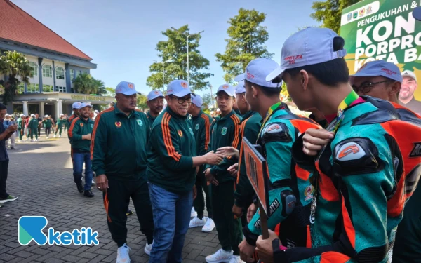 Thumbnail Berita - ‎Lepas Kontingen Porprov IX Jatim, Wali Kota Batu: Bertandinglah dengan Enjoy
