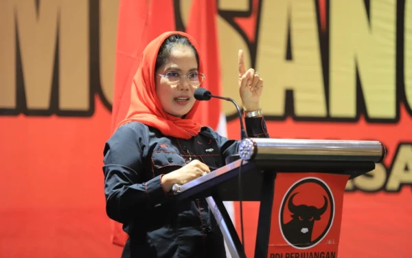 Thumbnail Berita - Ketua Komisi E DPRD Jatim Dorong Perlindungan dan Apresiasi Seniman di Rapergub Pemajuan Kebudayaan