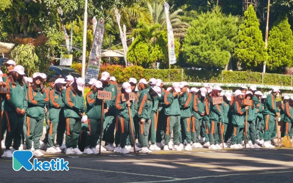 Thumbnail Berita - ‎Wali Kota Batu Harap Atlet Kota Batu Jaga Sportivitas di Poprov IX Jatm