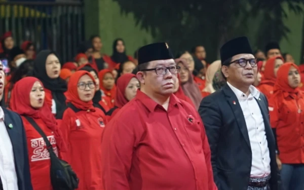 Thumbnail Plt Ketua DPC PDIP Surabaya Ajak Kader Wujudkan Ajaran Bung Karno, Harus Jadi Solusi Rakyat!