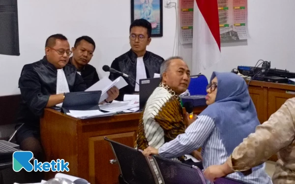 Thumbnail Berita - Skandal Tol Betung Jambi,  Saksi Sebut Pejabat dan Swasta seperti Ayah dan Anak