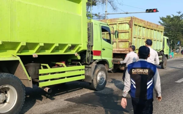 Dishub Kota Pekalongan Tegaskan Larangan Truk Lewat Pantura Siang Hari, Lalu Lintas Kini Lebih Lancar