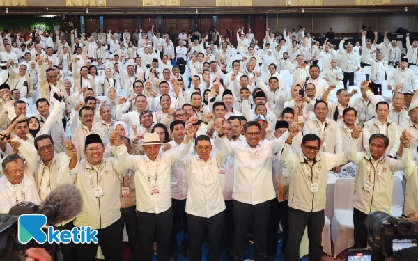 Thumbnail Berita - DPN HKTI Segera Kukuhkan Pengurus Pusat, Ketum Sudaryono Tunjuk Abdul Karding Jadi Sekjen