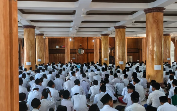 Thumbnail Berita - Sambut Tahun Baru Islam, Ponpes Nurul Jadid Paiton Gelar Rangkaian Amaliyah Hijriah