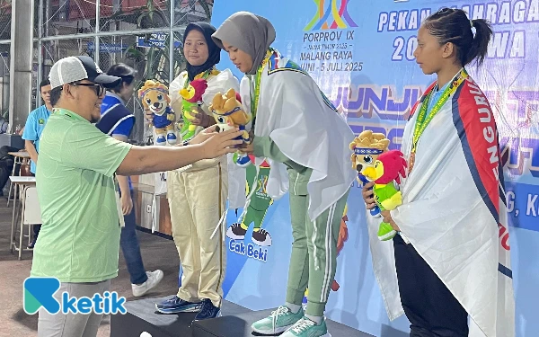 Thumbnail Berita - Atlet Kick Boxing Kabupaten Probolinggo Sabet Emas di Porprov IX Jatim 2025