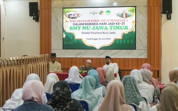 Thumbnail Berita - Rihlah BMT NU Jatim di Pesantren Nurul Jadid, KH Moh Zuhri Zaini: Ekonomi Umat, Lahan Dakwah