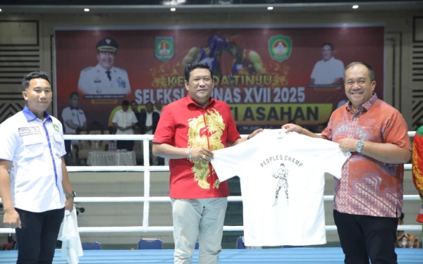 Thumbnail Berita - Bupati Asahan 'Naik Ring'! Dukung Bibit Unggul  Atlet Tinju Sumut di Kejurda