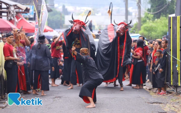 Thumbnail Berita - Event Ngarak Banteng 1 Suro Empu Supo Bisa Jadi Magnet Wisata Kota Batu