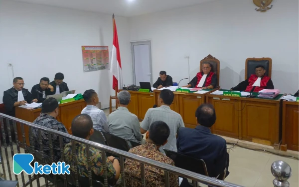 Thumbnail Berita - Skandal Tol Betung-Jambi! Saksi Bongkar Dugaan Pemalsuan Dokumen Proyek, Apa Saja?