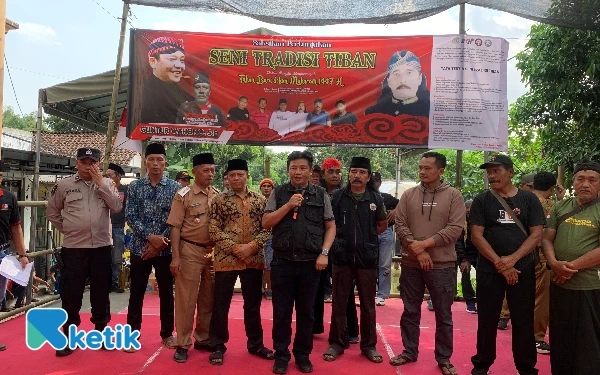 Thumbnail Berita - Laga Tiban di Bumi Penataran, Anggota DPRD Jatim Guntur Wahono: Warisan Budaya yang Tak Lekang Zaman