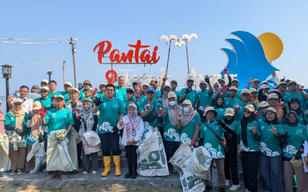Beach Clean Up Pantai Teluk Awur Jepara, Kolaborasi Bersih-bersih Pantai dan Ubah Sampah Jadi Energi