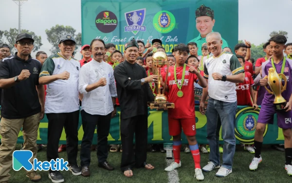 Thumbnail Berita - Soeratin Cup 2025, Bupati Bandung Terus Berbenah Ciptakan Atlet Sepakbola
