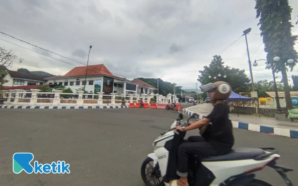 Thumbnail Berita - Tokoh Nasional Bakal Hadiri Festival Ronthek Pacitan, Jalur Strategis Disterilkan