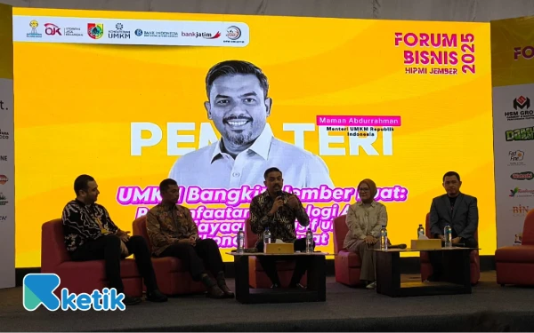 Thumbnail Berita - Hadiri Forbis Jember 2025, Menteri UMKM Minta HIPMI Tidak Terjebak Konflik Organisasi