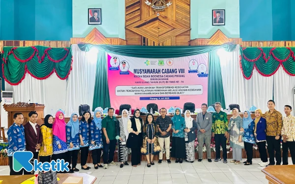 Ikatan Bidan Indonesia Cabang Pinrang Gelar Muscab Ke-VIII di Aula Kantor Bupati