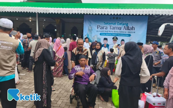 Dinkes Kota Batu Pastikan Kesehatan Jemaah Haji yang Baru Tiba dari Tanah Suci