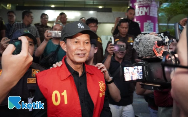 Thumbnail Berita - Kejati Sumsel Resmi Tahan Harnojoyo, Eks Wali Kota Palembang Tersangka Korupsi Proyek Mangkrak Pasar Cinde