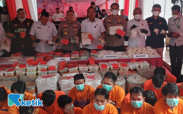 Thumbnail Berita - Cegah Penyalahgunaan Barang Bukti, Polda Jatim Musnahkan 49 Kg Sabu-Sabu