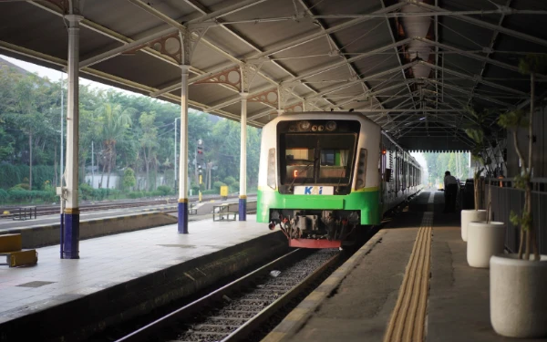 KA Commuter Line Layani 7,8 Juta Penumpang pada Semester 1 2025