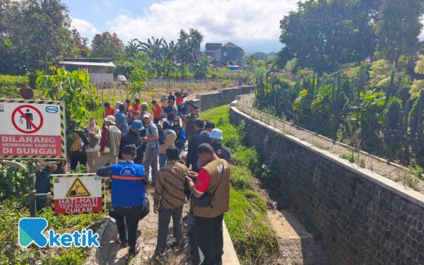 Thumbnail Berita - ‎Kunjungi Sungai Bulukerto Kota Batu, BNPB Uji Coba Aplikasi InaRISK