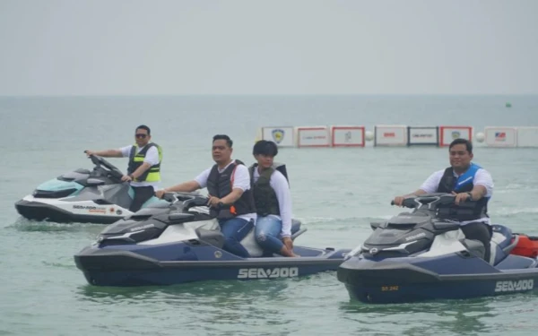 Jepara Unjuk Gigi Jadi Tuan Rumah Aquabike Championship 2025, Laut Bandengan Bergemuruh
