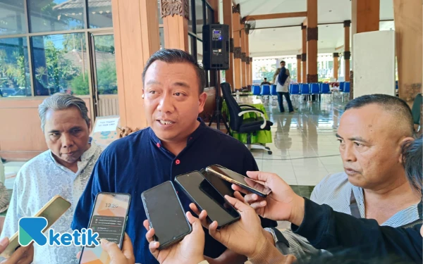 Thumbnail Berita - Langkah Cepat Bupati Situbondo Biayai Pemulangan TKI yang Stroke