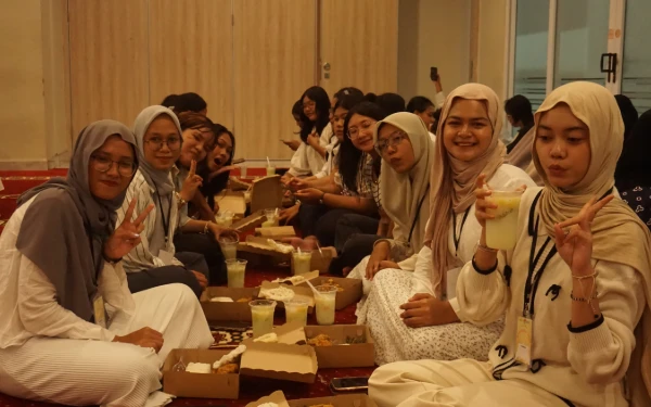 Apakah Kamu Seorang Social Butterfly? Cek Sekarang!