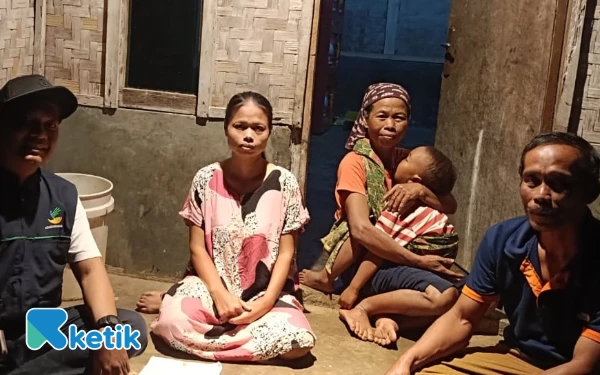 Thumbnail Berita - Dinsos Kabupaten Bandung Tanggapi Video Viral Pemulung Asal Majalaya di TPA Sarimukti