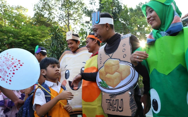 Thumbnail Berita - Dindik Surabaya Perkuat Karakter “Wani” Lewat MPLS Bebas Perundungan