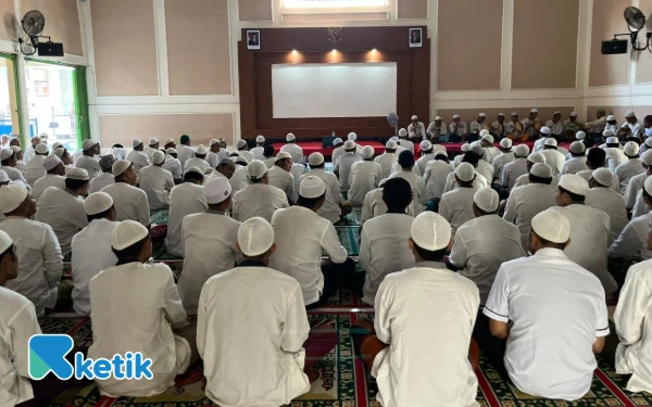 Thumbnail Berita - Pengajian Rutin di Rutan Situbondo, Upaya Pembinaan Rohani Bagi Warga Binaan