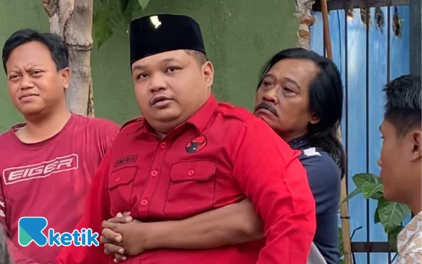 Achmad Hidayat Bongkar Polemik Internal PDIP Surabaya yang Libatkan Armuji
