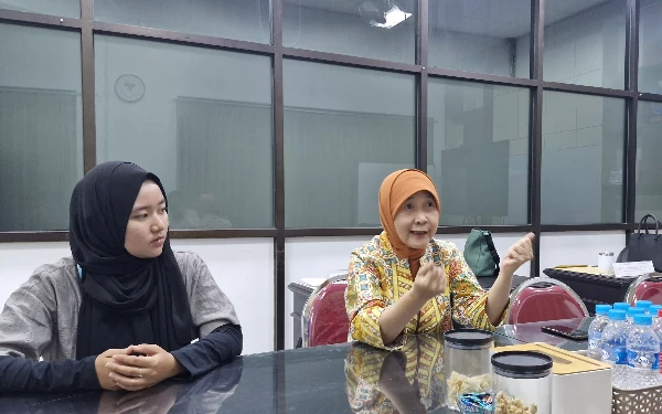 Thumbnail Berita - Mengenal Prof Indah dari UMM, Guru Besar Penggerak Peternakan-Pertanian hingga Pelosok Negeri