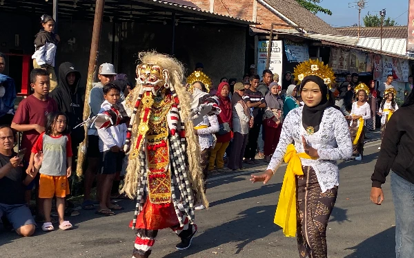 Thumbnail Berita - Meriahnya Festival Seni dan Budaya di Kelurahan Cemorokandang Malang