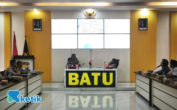 Thumbnail Berita - Karnaval Desa Giripurno Jadi Langkah Awal Pengetatan Izin Sound Horeg oleh Polres Batu