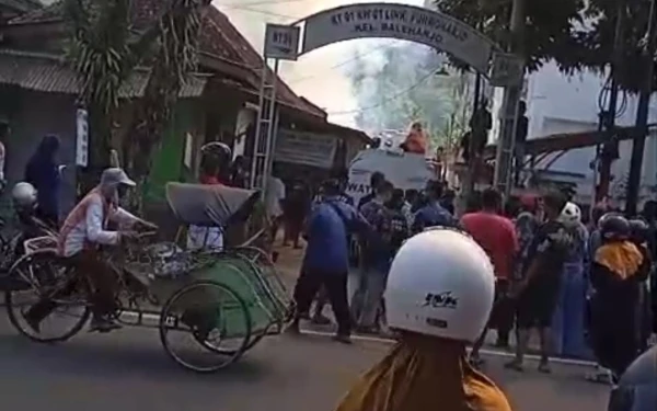 Thumbnail Berita - Rumah Produksi Kerupuk di Baleharjo Ludes Terbakar, Kerugian Capai Puluhan Juta