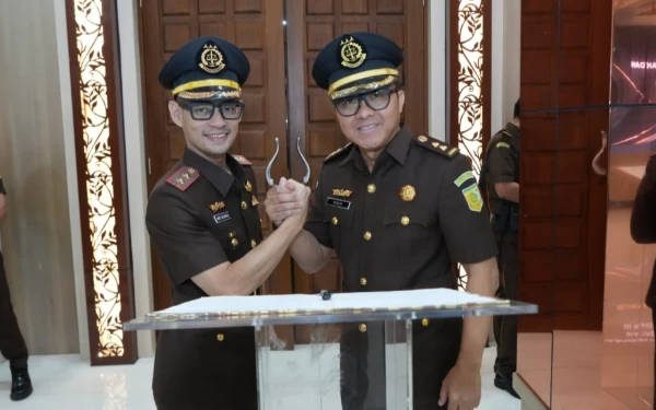 Thumbnail Berita - Gantikan Didik Adhyotomo, Andy Sasongko Jabat Kajari Batu