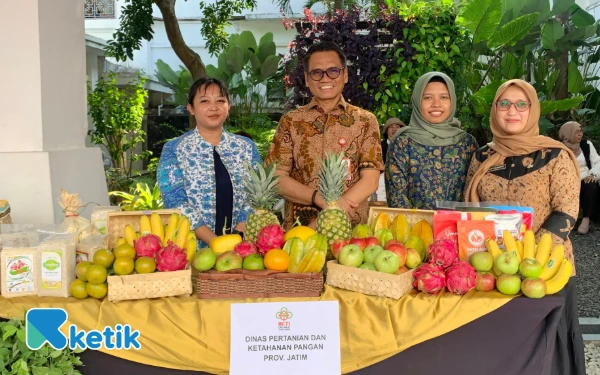 Thumbnail Berita - Bikin Tercengang! DPKP Jatim Pamerkan Inovasi Melon Kotak hingga Beras Organik