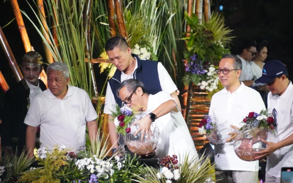 Thumbnail Berita - Surabaya Resmikan RTH Baru di Sungai Jagir, Lengkap dengan Jogging Track 200 Meter