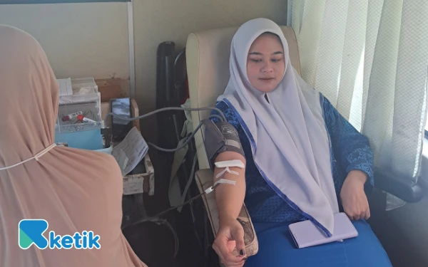 Thumbnail Berita - Peduli Kemanusiaan, STIKes Bina Generasi Polman dan PMI Gelar Donor Darah Rutin