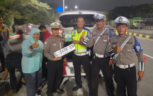 Thumbnail Berita - Polda Jatim Gagalkan Pengiriman 1 Kilogram Narkoba ke Madura