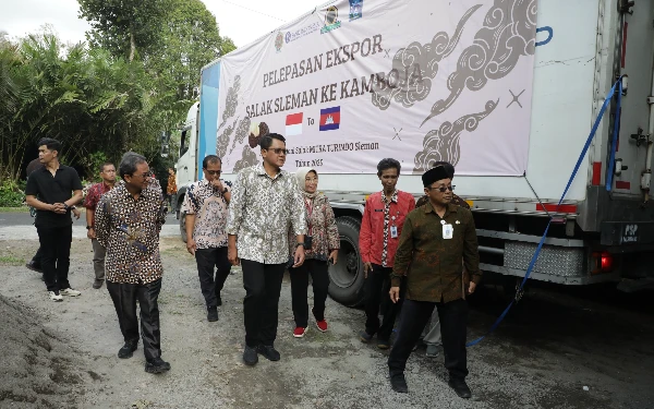 Salak Sleman Go Internasional, Wabup Lepas Ekspor ke Kamboja
