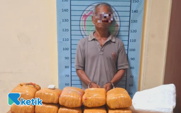 Thumbnail Berita - TERUNGKAP! Sembuyikan Ganja 9 Kg di Karung Goni, Polisi Bekuk Pria Asal Aceh Tenggara