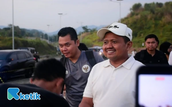 Thumbnail Berita - Jadi Tempat Nongkrong Favorit Warga, Bupati Sumedang Pantau Lingkar Utara Jatigede