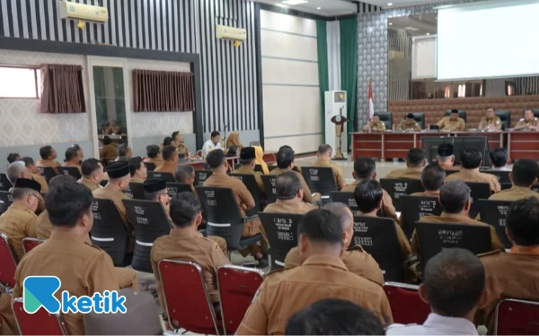 Thumbnail Berita - Jelang HUT Ke-80 RI, Bupati Fakhry Pimpin Rapat Koordinasi Bahas Agenda Daerah