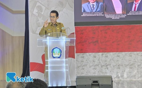 Thumbnail Berita - Wabup Helmi Umar Muchsin Dorong HIPMI Halsel Jadi Akselerator Ekonomi Lokal