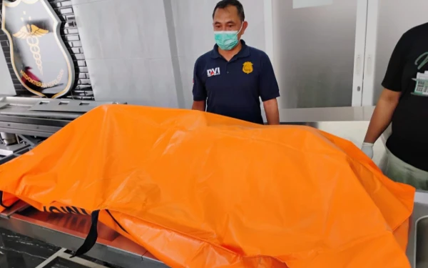 Thumbnail Berita - Kakek Sebatang Kara di Kota Batu Ditemukan Meninggal Dunia di Kamar